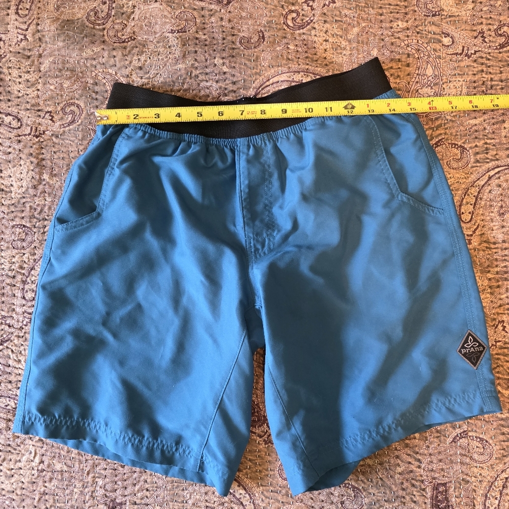 Prana Men's Blue Vaha Shorts